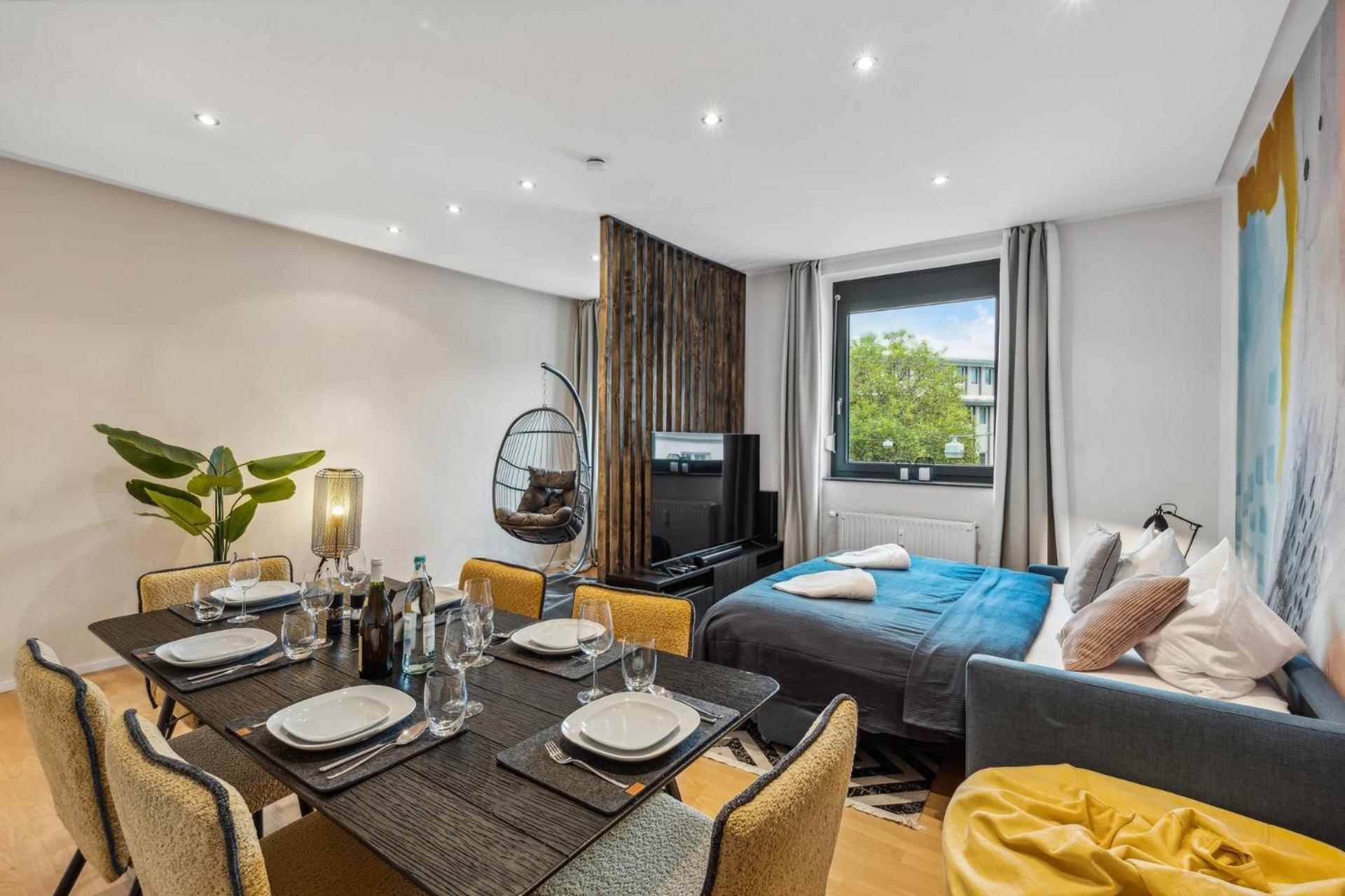 Maremar: City Design Apartment with Luxury Beds and Workspace Braunschweig Exterior photo